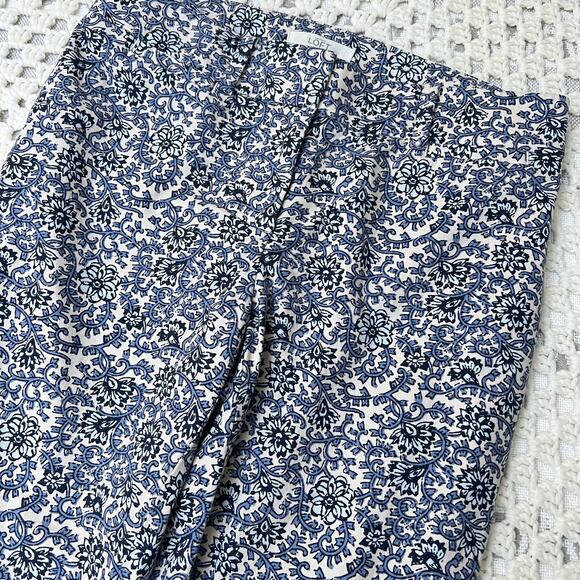 Ann Taylor LOFT Julie Fit Blue Floral Print Coastal Ankle Riviera Pants Women 4P - Picture 8 of 11